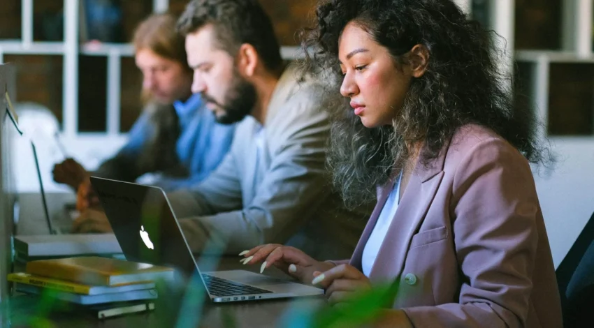 Web Sitenizin Yüklenme Hızı Performansını Nasıl İyileştirirsiniz?